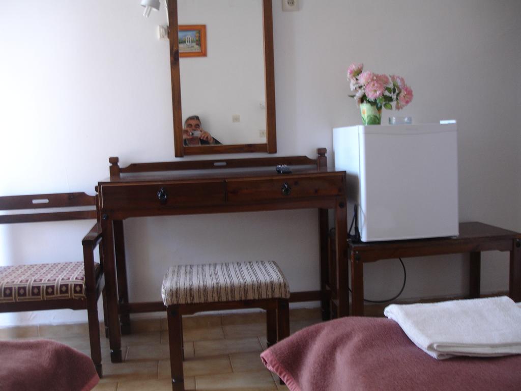 Hotel Inomaos Olympie Extérieur photo