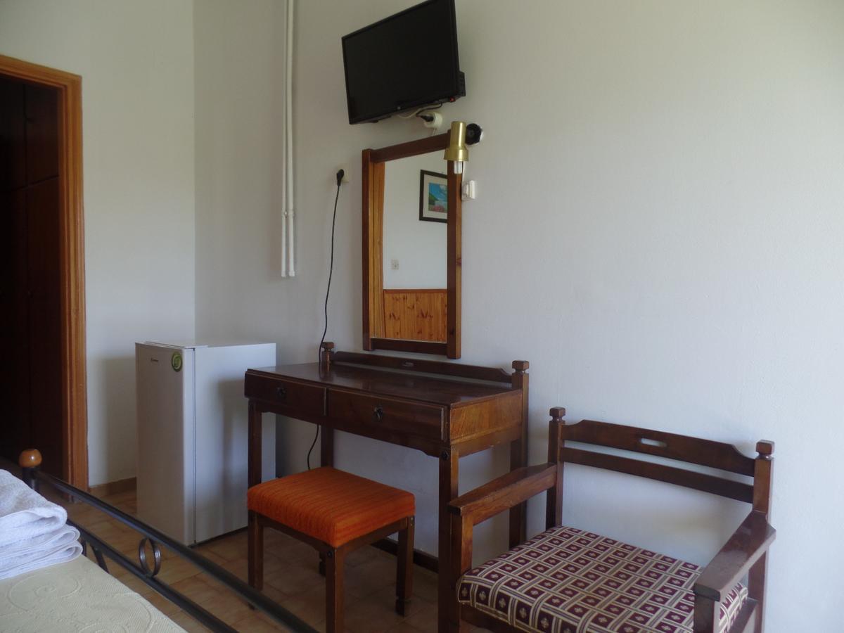 Hotel Inomaos Olympie Extérieur photo